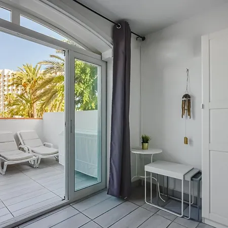 Fantastic Large In Front Of Heated Pool Wifi Apartment Arona (Tenerife)