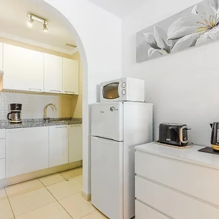 Fantastic Large In Front Of Heated Pool Wifi Arona (Tenerife)