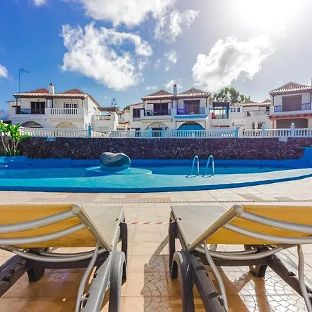 Fantastic Large In Front Of Heated Pool Wifi Lägenhet Arona (Tenerife)